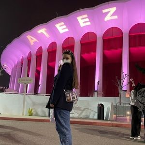 Meet your Posher, Emilia